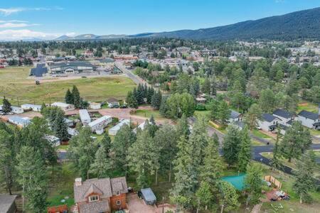 Cabin~views~heart Of Town~w&d~fireplace~kitchen Holiday home Woodland Park